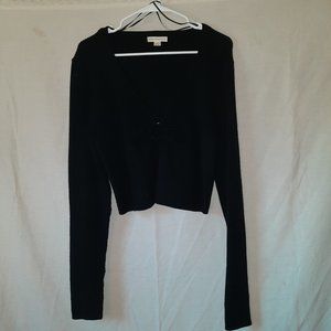 Aeropostale Plus Size Ribbed Keyhole Cropped Flyaway Sweater; Black; size XL